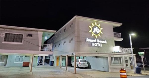 Sunset Beach Hotel image 20